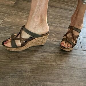 Donald J. Pliner Brown Cork Wedge Sandals made in Spain